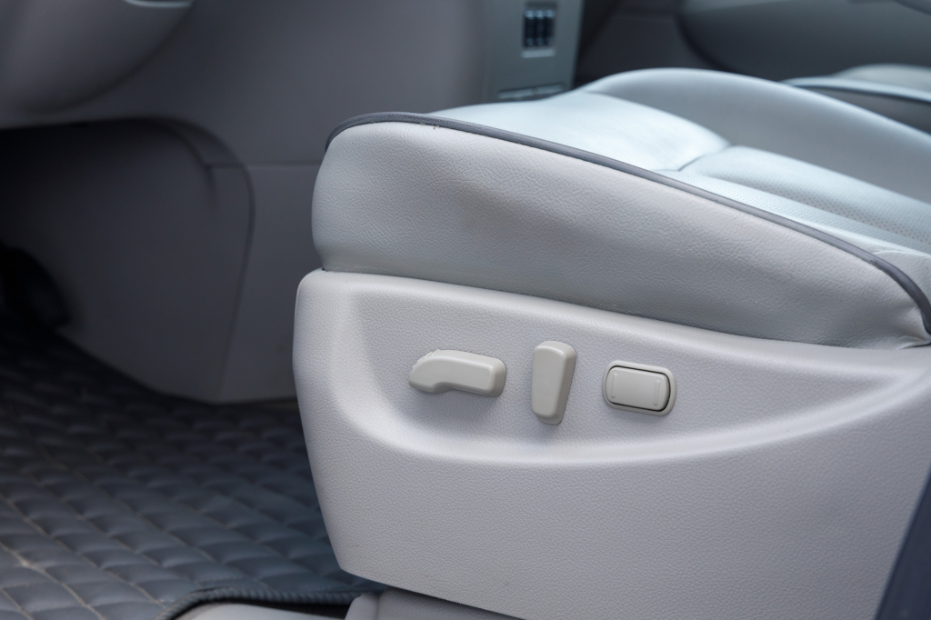 Nissan Quest 2012 фото 31