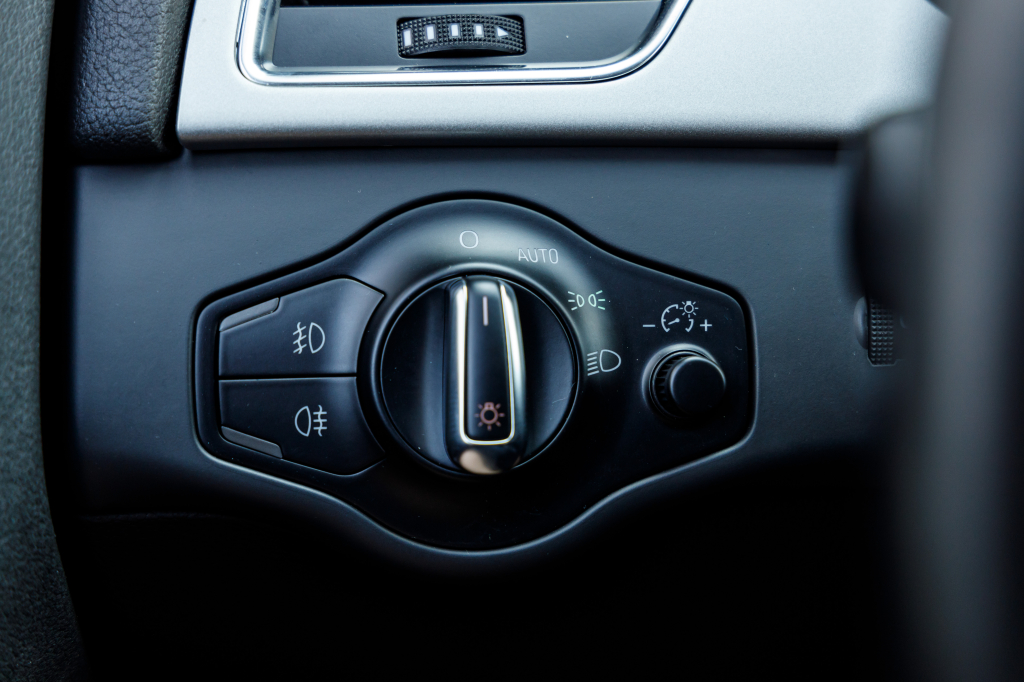 Audi A4 2008 фото 19