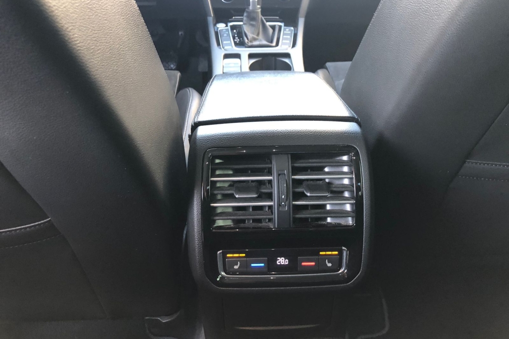 Volkswagen Passat B8 2018 фото 25