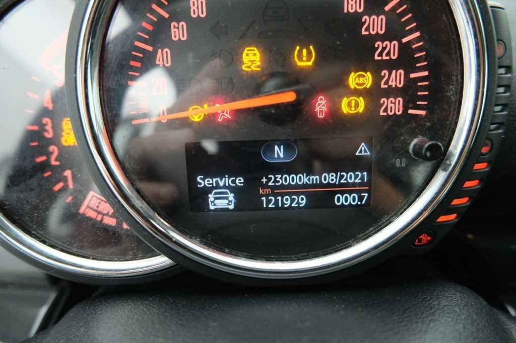 MINI One 2017 photo 1