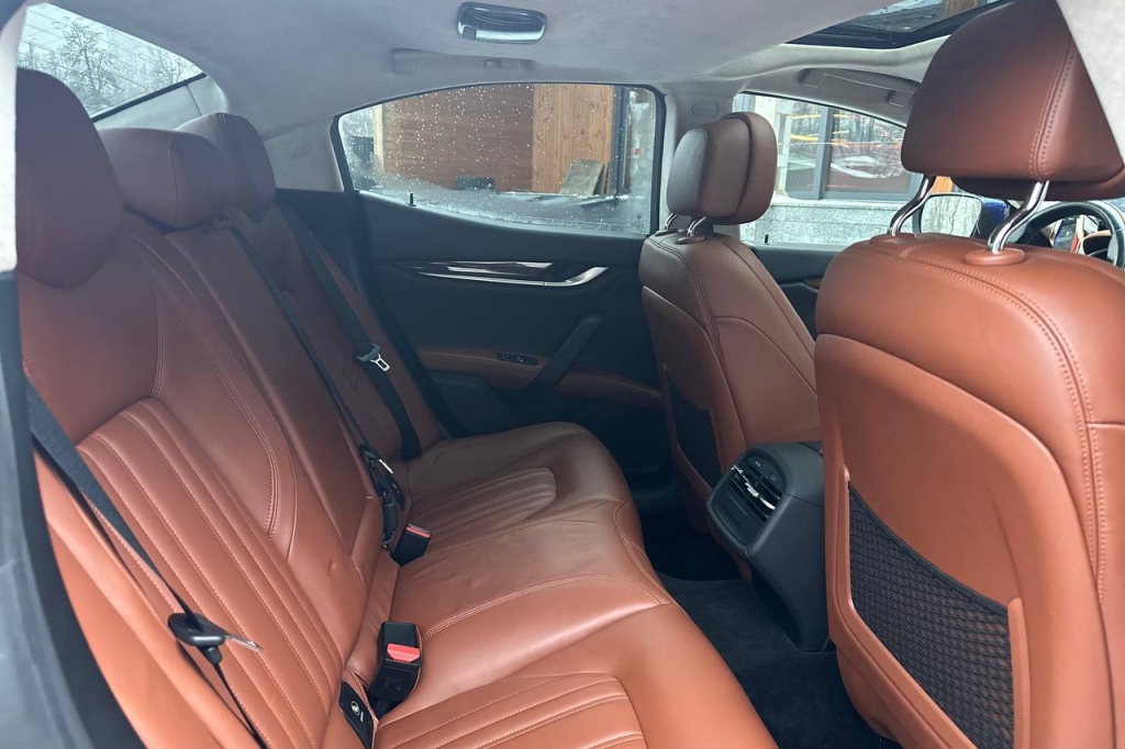 Maserati Ghibli 2015 фото 18
