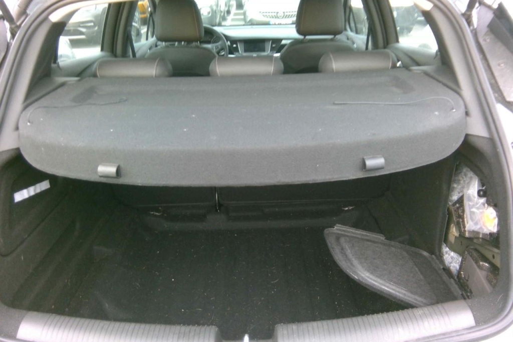 Opel Astra 2020 фото 6