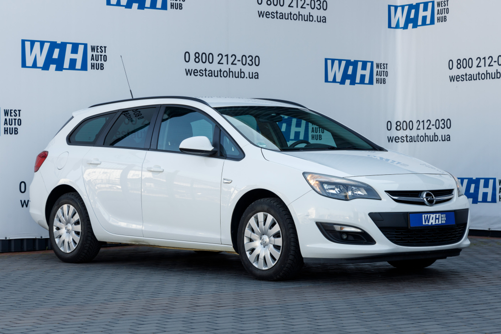 Opel Astra J 2014 фото 2