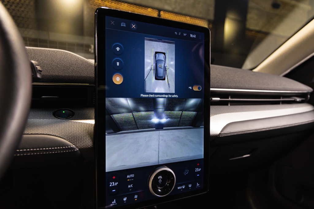 Ford Mustang Mach-E 2022 photo 29