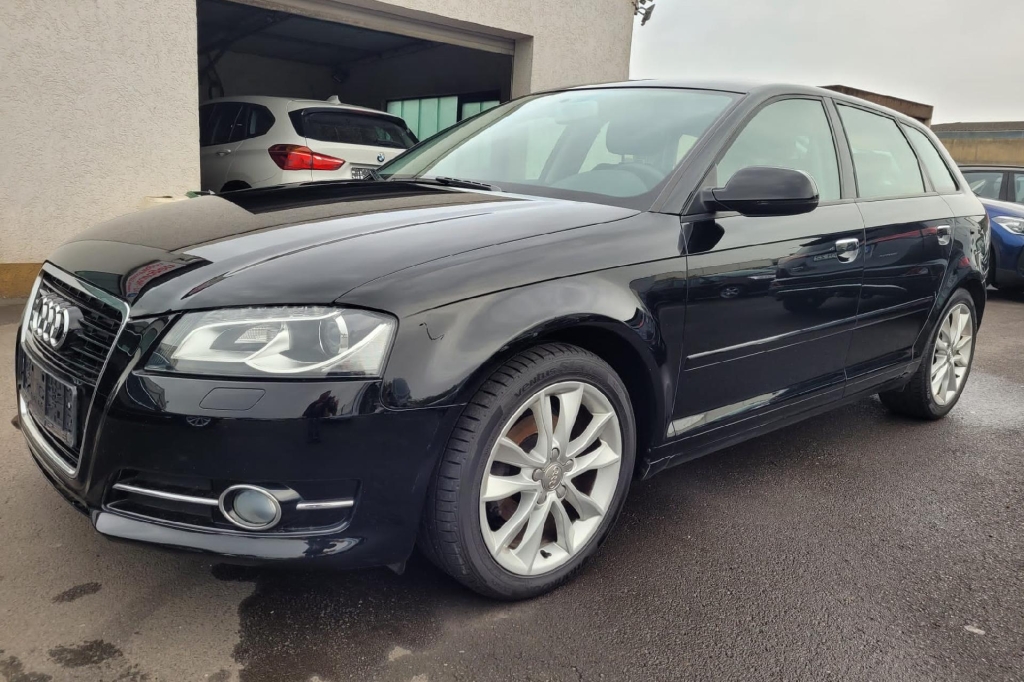 Audi A3 Sportback 2012 фото 7