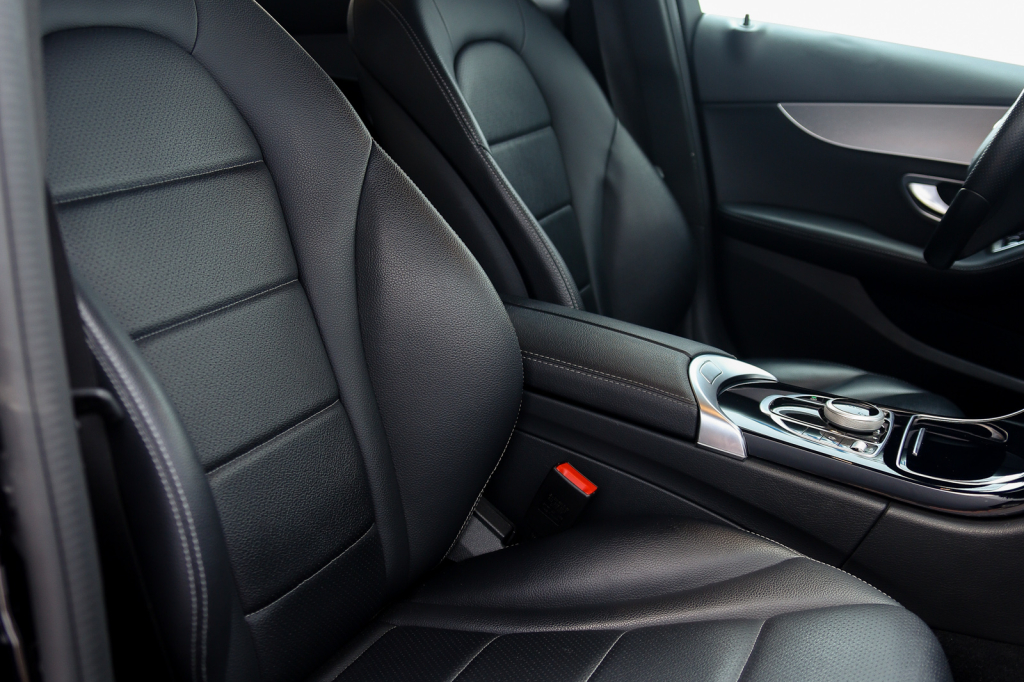 Mercedes-Benz C 200 Avantgarde 2016 photo 14