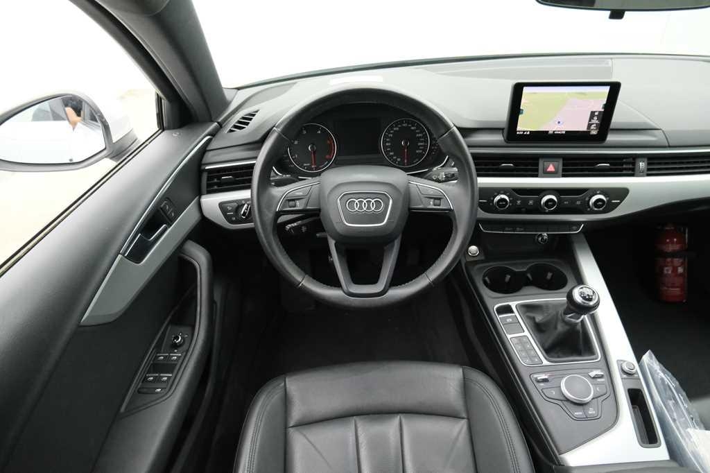 Audi A4 Avant 2017 фото 3
