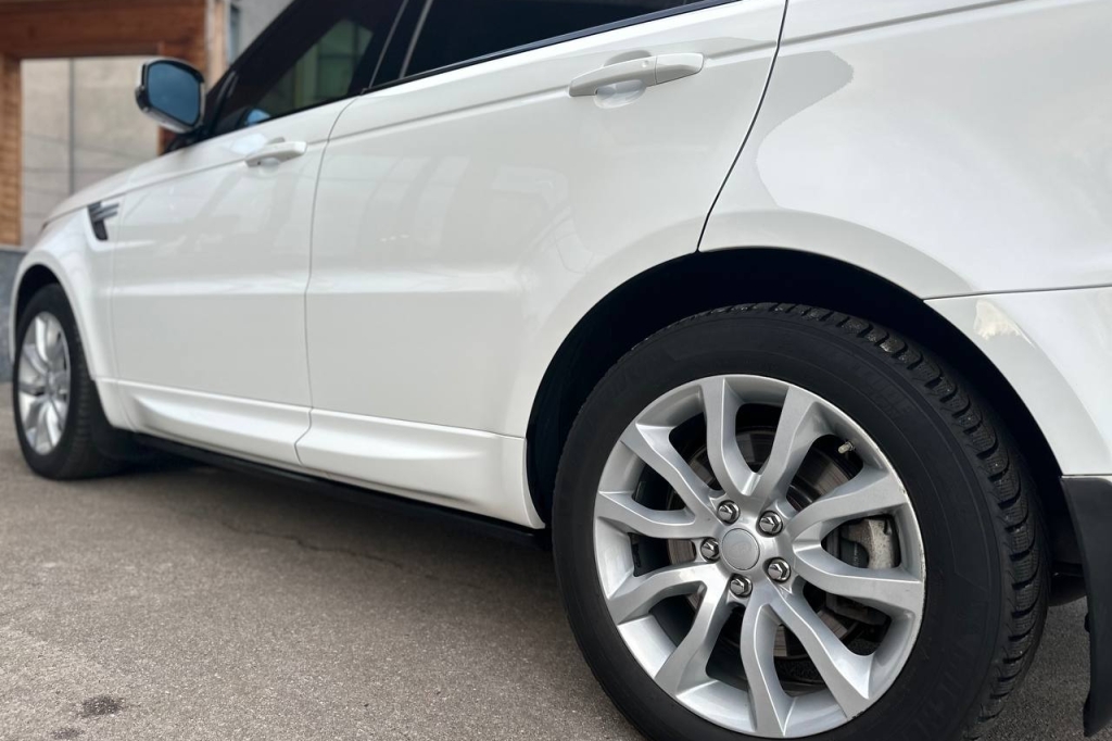 Land Rover Range Rover SE 2016 photo 7