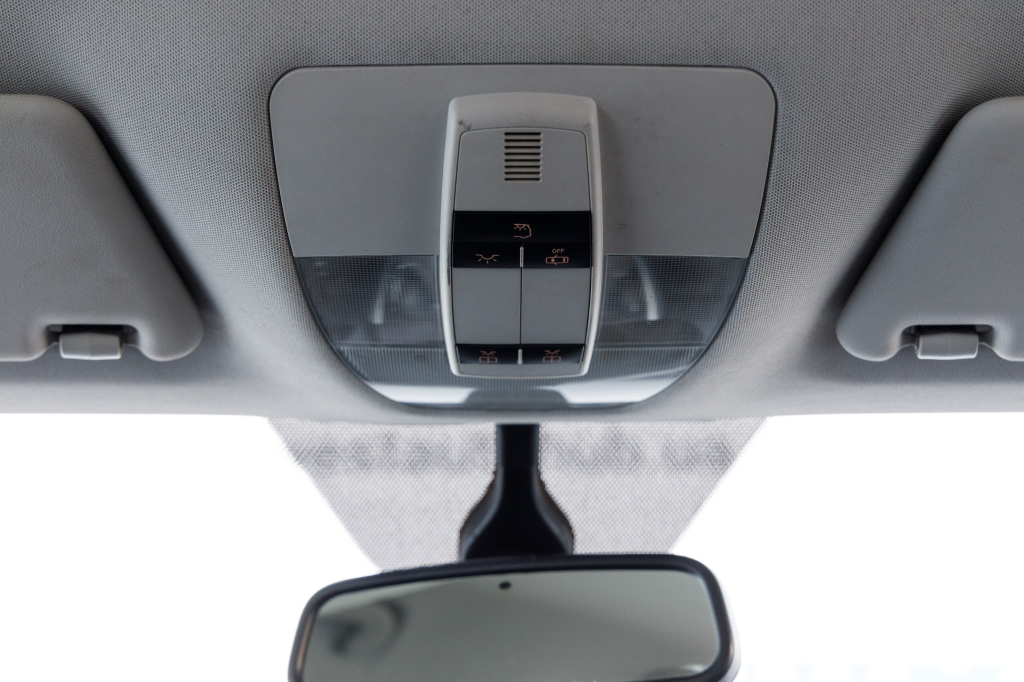 Mercedes-Benz A 160 2010 photo 9