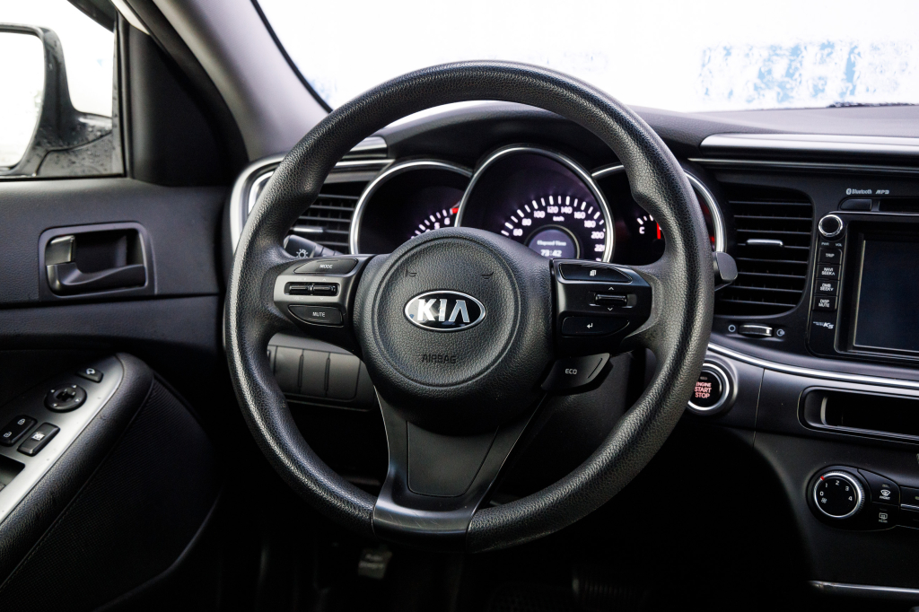 Kia K5 LPI 2013 photo 8