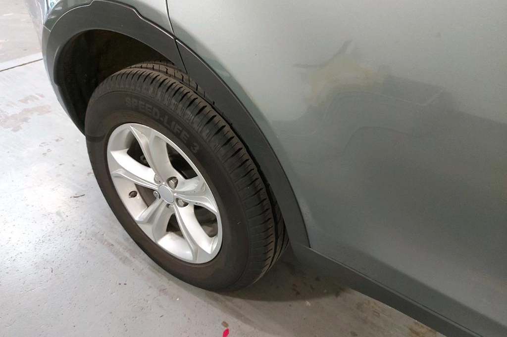 Land Rover Discovery Sport 2016 photo 16