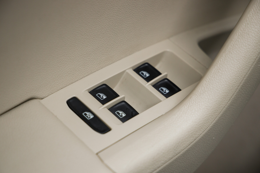 Skoda Octavia A7 Style Limited 2016 photo 21