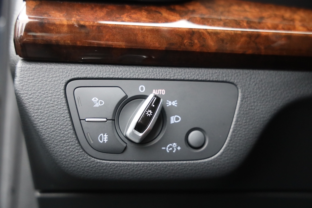 Audi Q5 2017 фото 16