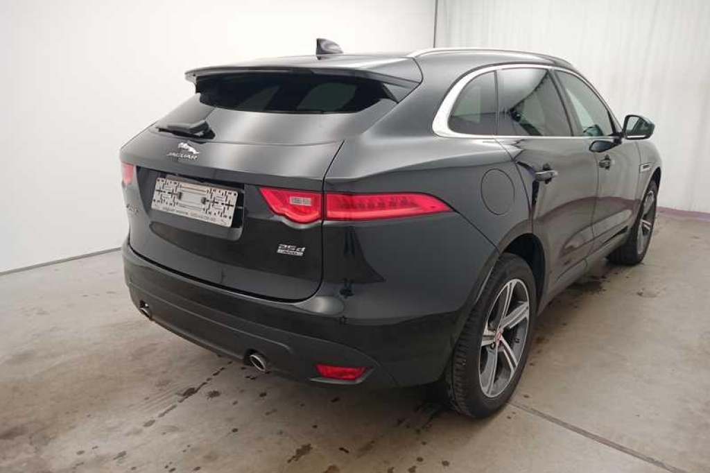 Jaguar F-Pace 2018 photo 1