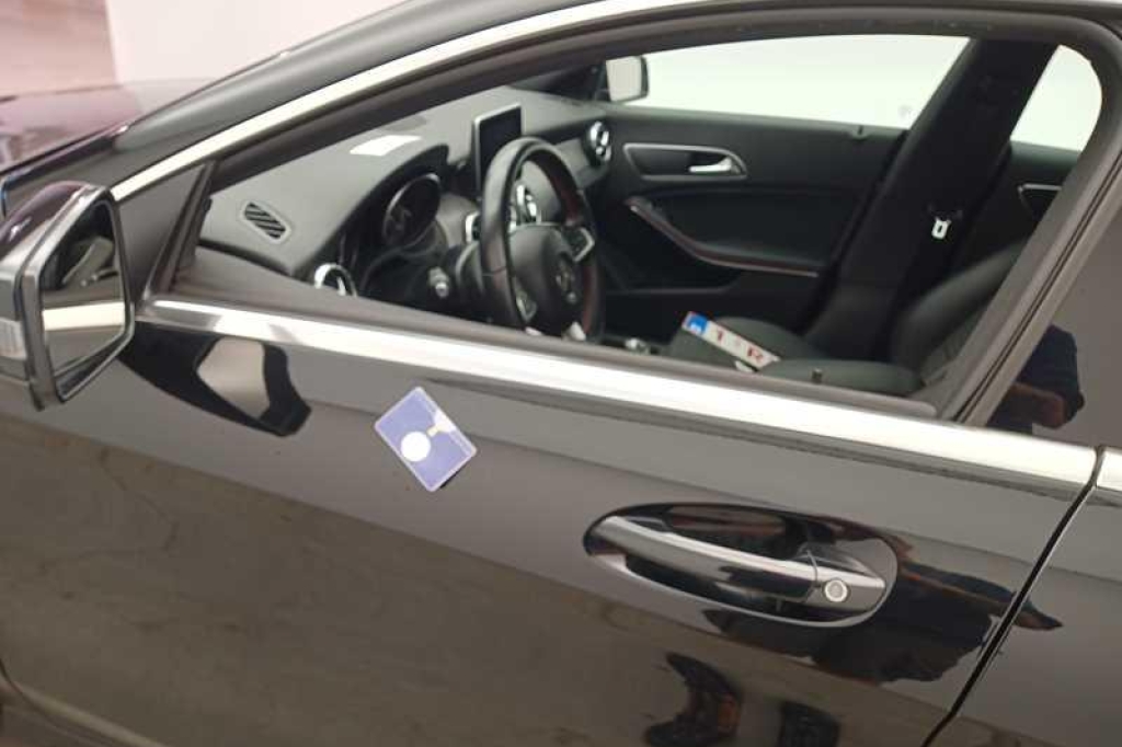 Mercedes-Benz CLA 2017 photo 13