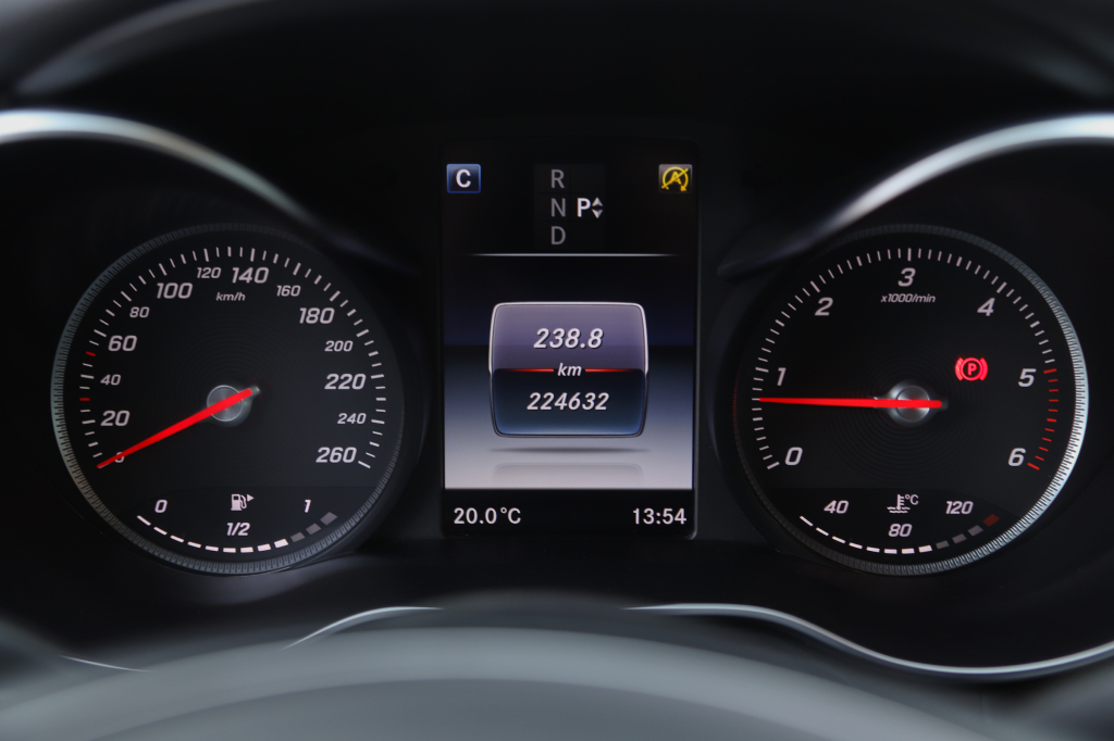 Mercedes-Benz C 200 Avantgarde 2016 photo 45