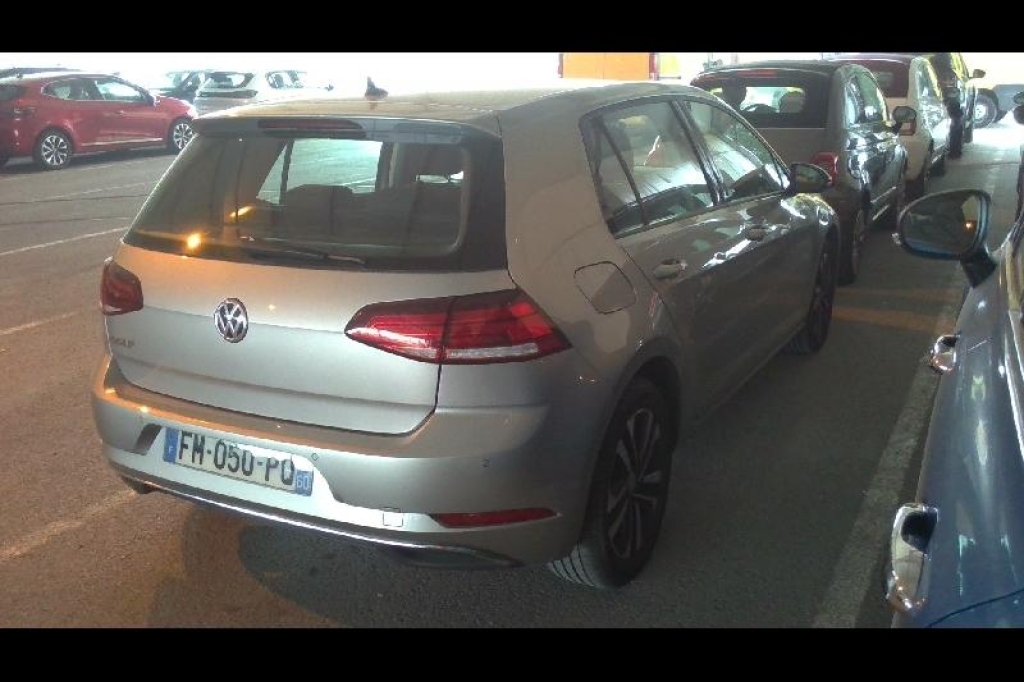 Volkswagen Golf 2019 photo 1