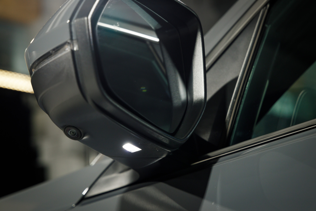 Volkswagen Atlas Cross Sport SEL Premium R-Line 2021 photo 15