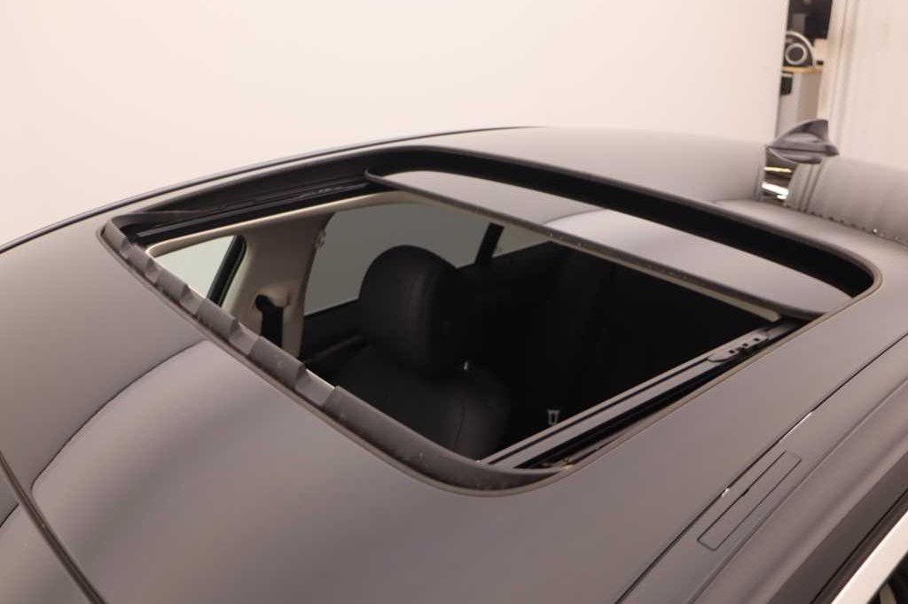 BMW 5 Series 2017 фото 2