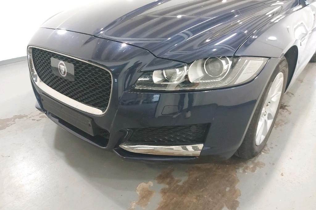 Jaguar XF Sportbrake 2018 photo 15