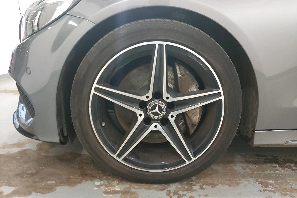 Mercedes-Benz C-Klasse 2017 photo 25