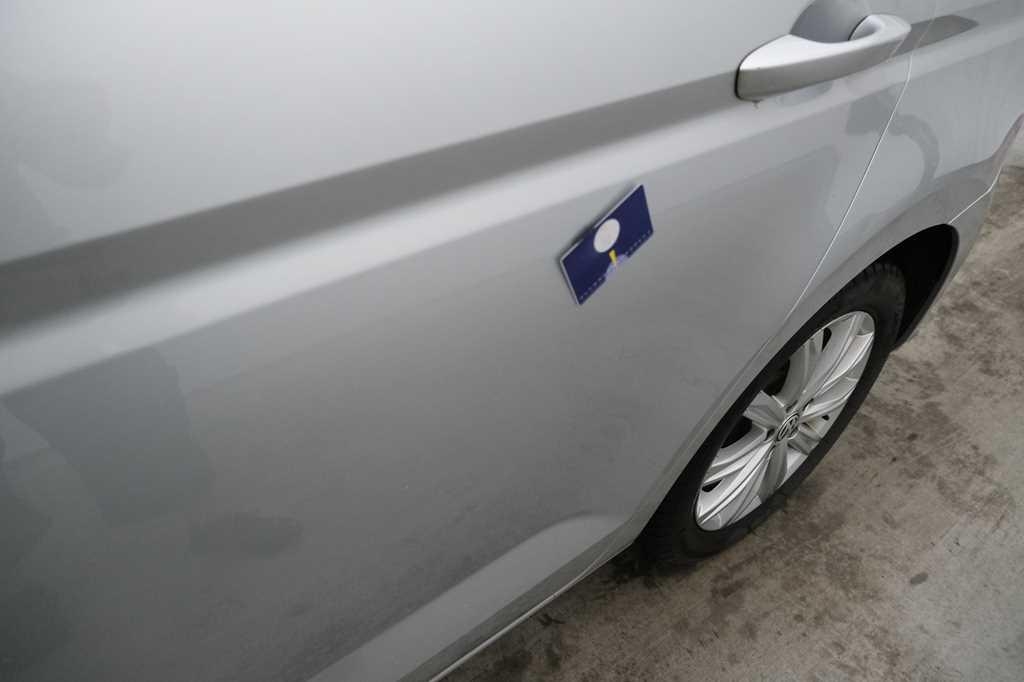 Volkswagen Touran 2016 photo 26