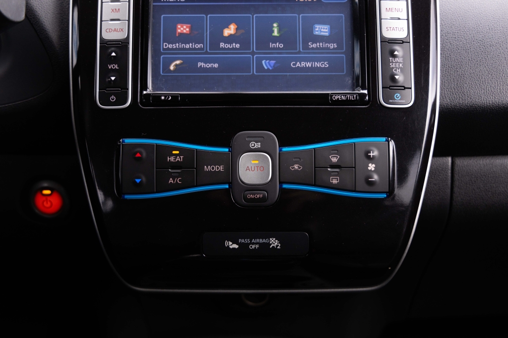 Nissan Leaf 2013 фото 18