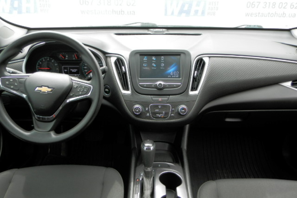 Chevrolet Malibu LE 2018 фото 15