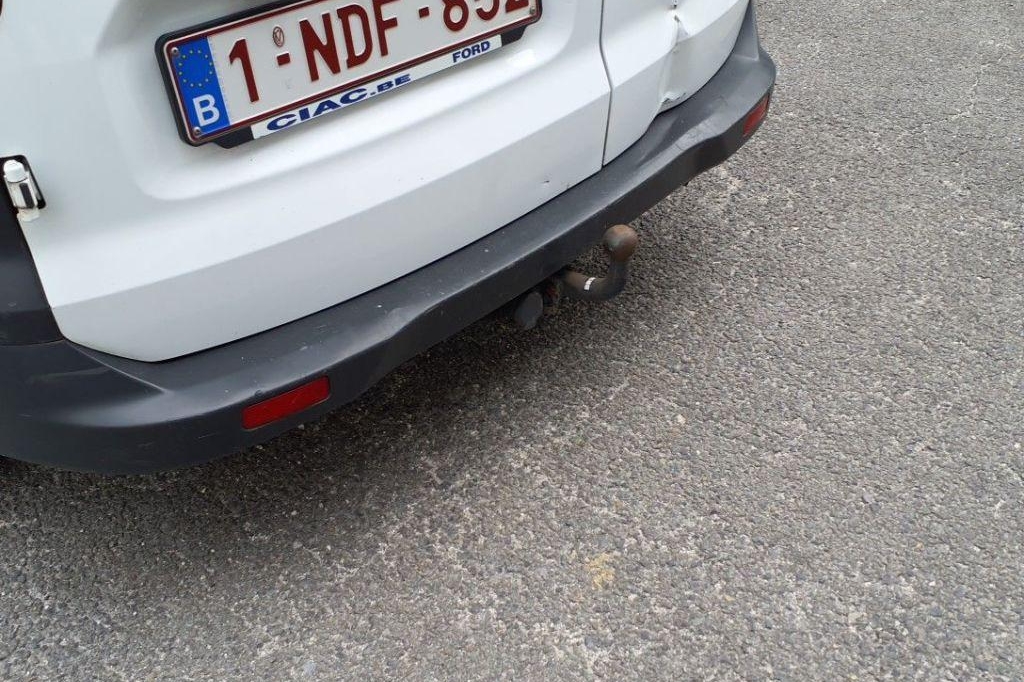 Ford Transit Courier 2016 фото 48