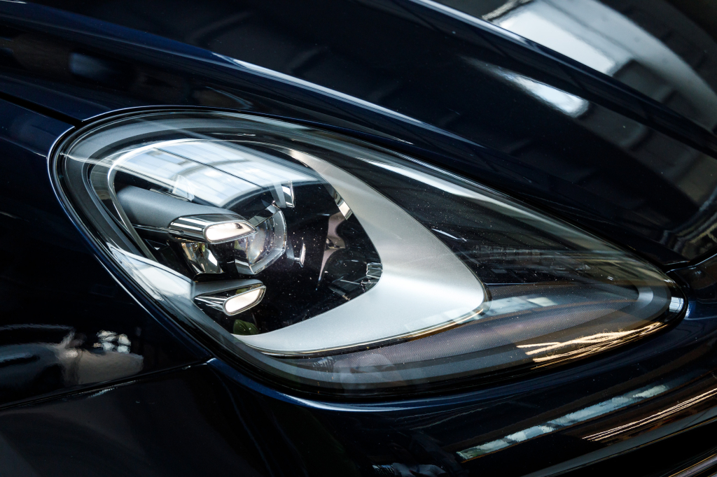 Porsche Cayenne 2018 фото 24