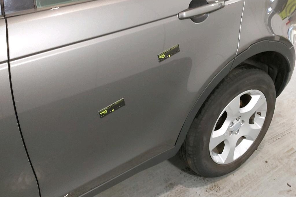 Land Rover Discovery Sport 2016 фото 21