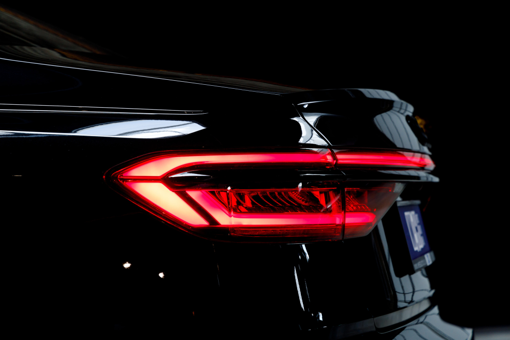 Audi A8 2020 photo 9