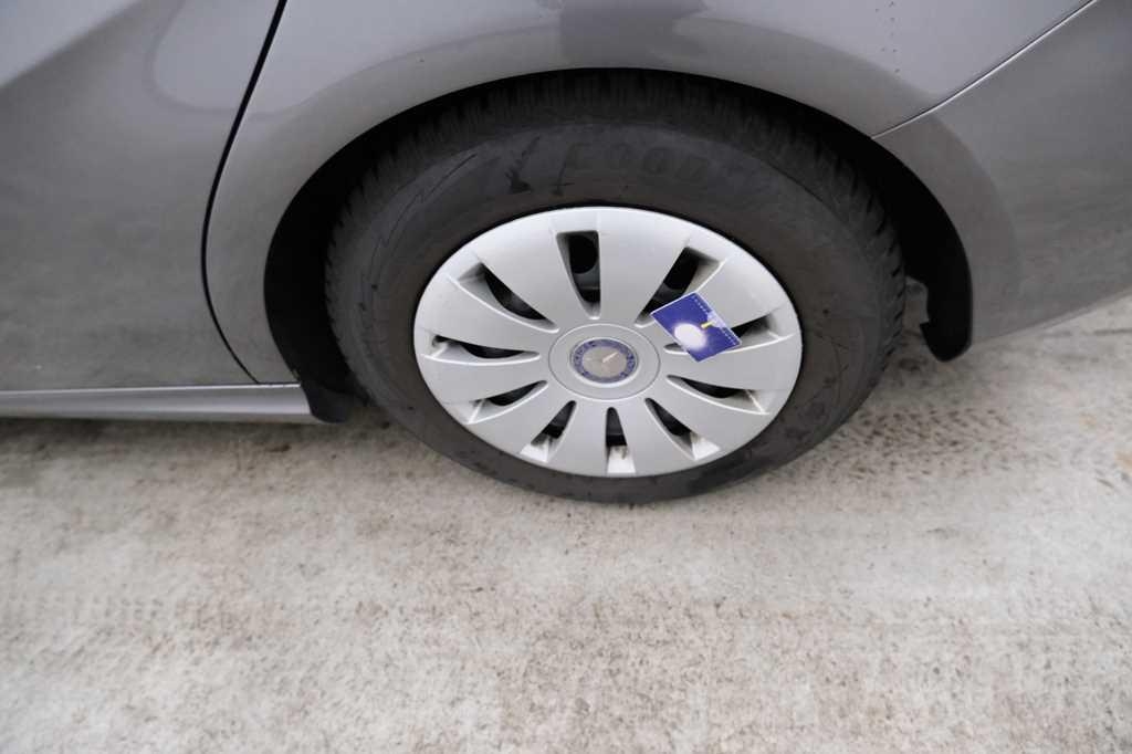 Mercedes-Benz B-Klasse 2017 фото 39