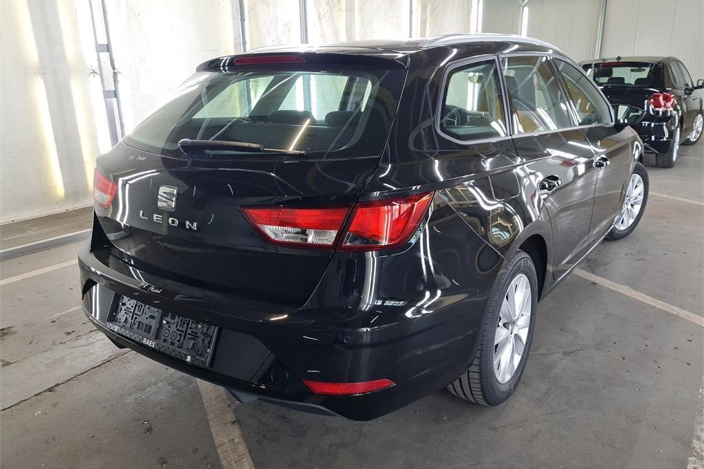 SEAT Leon ST 2018 фото 6