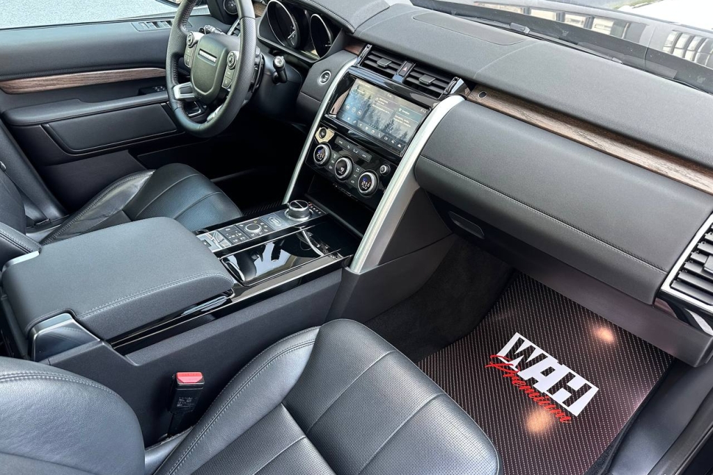 Land Rover Discovery HSE 2017 photo 13