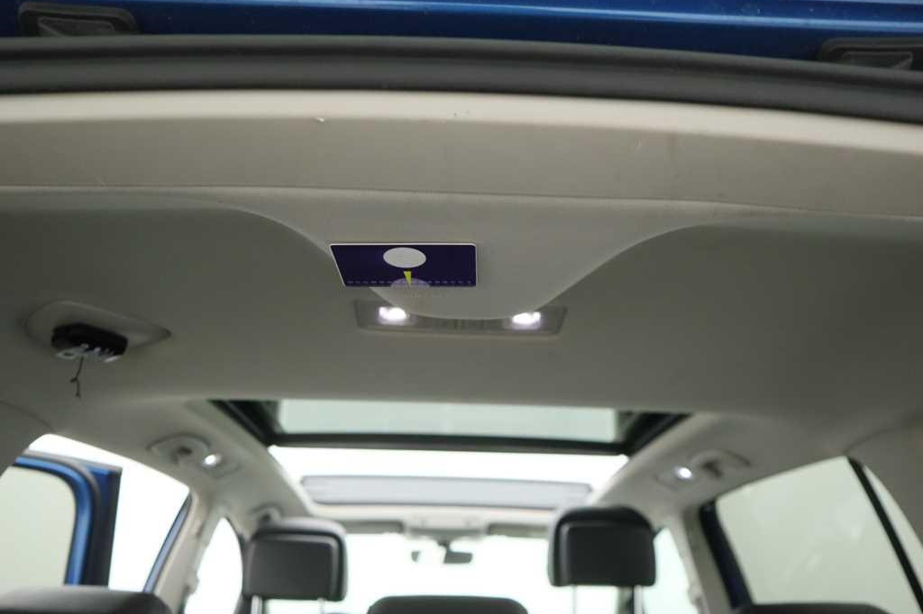 Volkswagen Touran 2016 photo 42