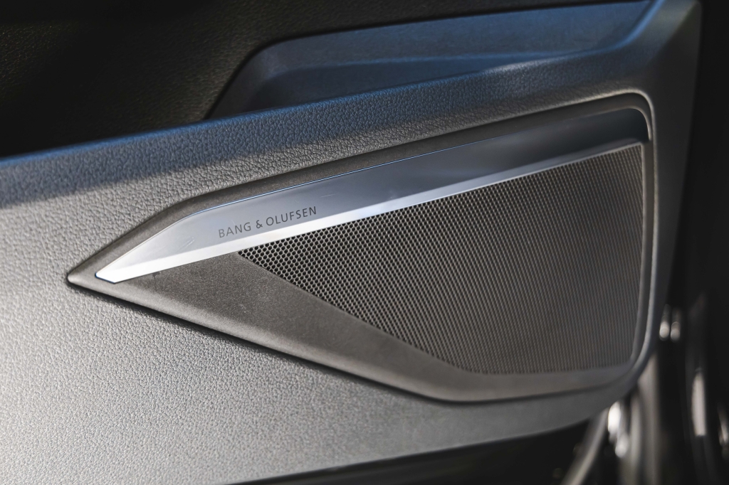 Audi e-tron 2020 photo 26