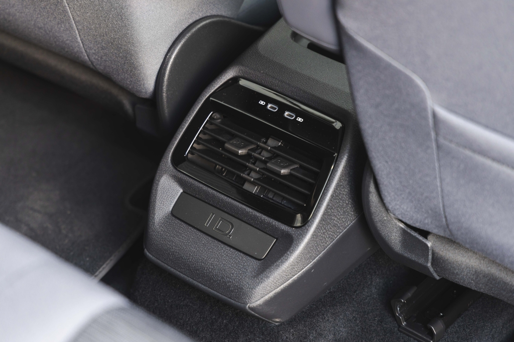 Volkswagen ID.4 Pro 2022 фото 31