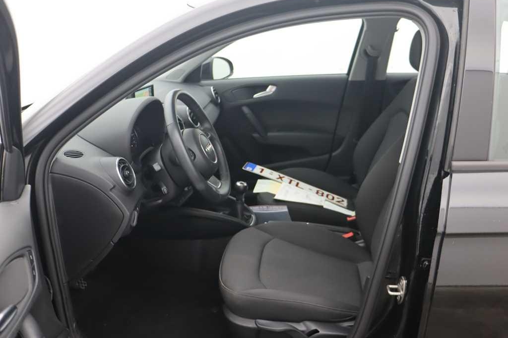 Audi A1 2017 фото 2