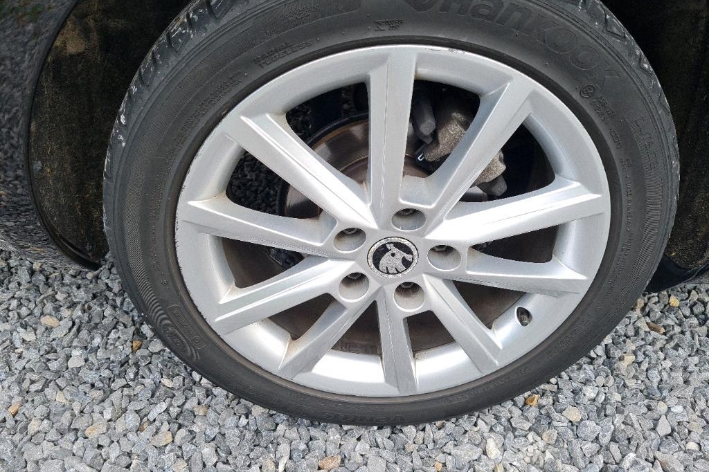 Skoda Octavia Combi 2017 photo 27