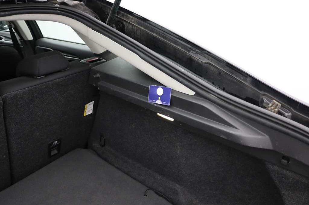 Ford Mondeo 2016 фото 45