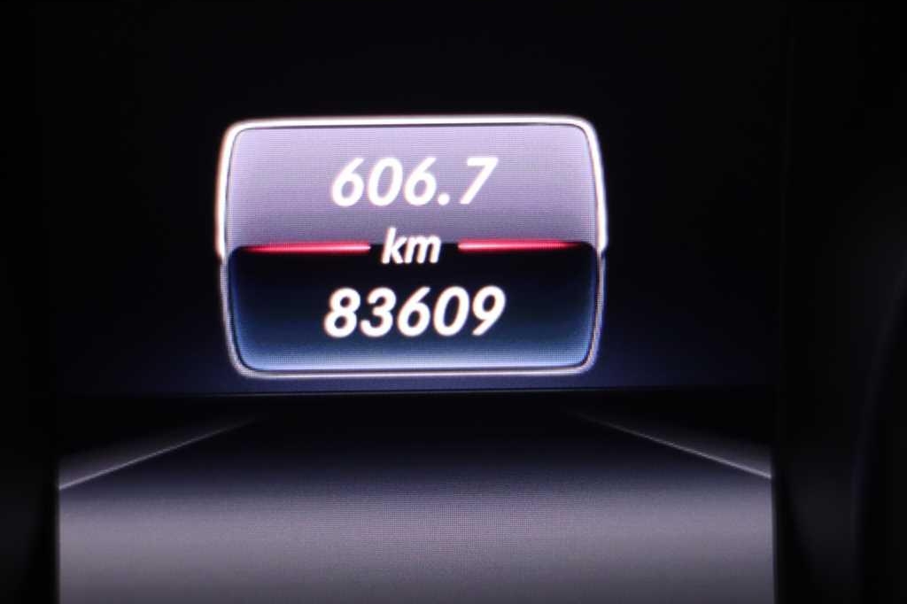 Mercedes-Benz A-Klasse 2017 photo 2