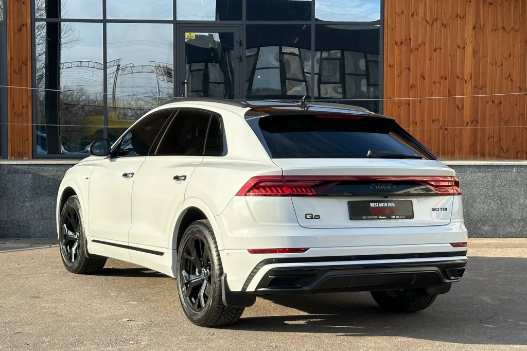 Audi Q8 50 TDI 2021 photo 5