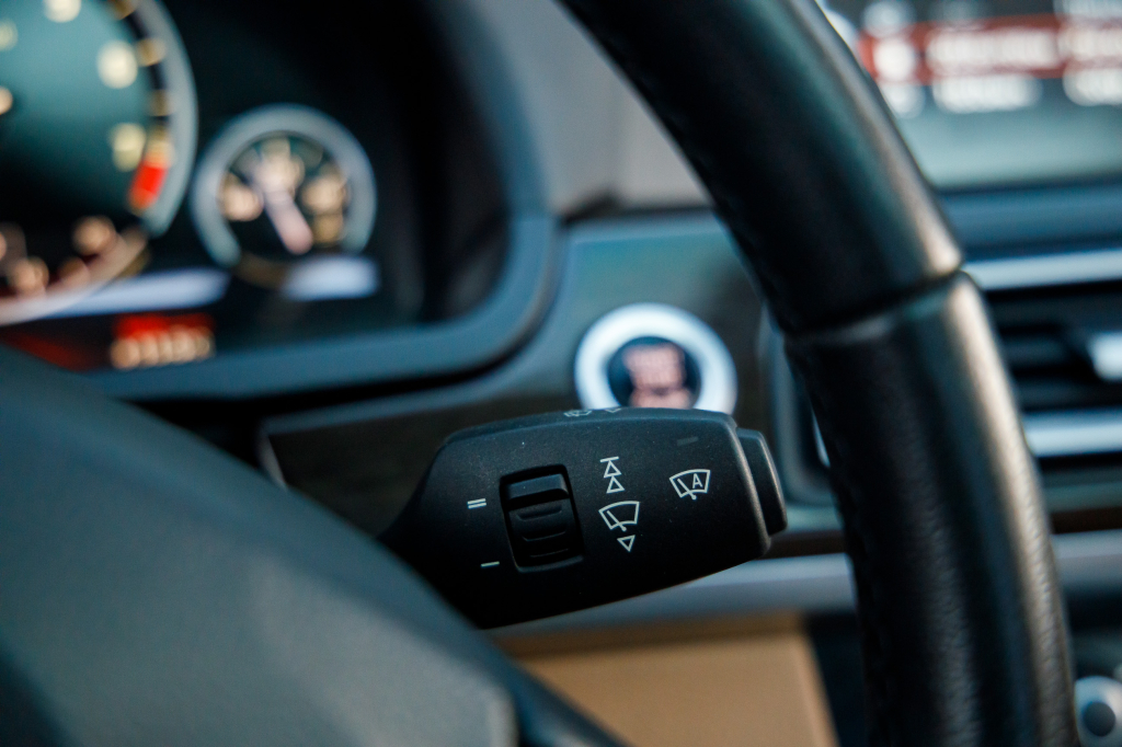 BMW 740 Li 2011 photo 22