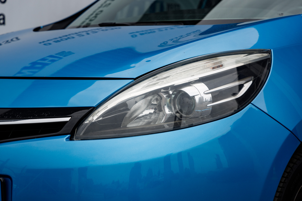 Renault Megane Scenic 2014 photo 6