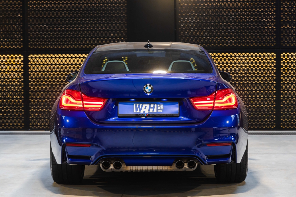 BMW M4 2018 photo 10