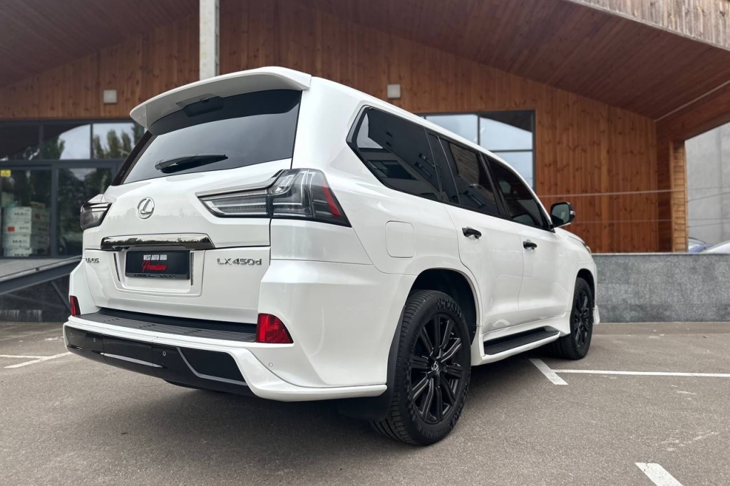 Lexus LX 450 2019 фото Lexus LX 450 2019 фото 8
