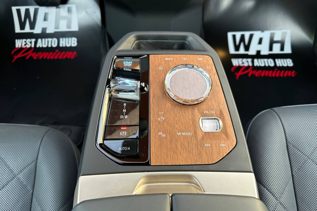 BMW iX xDrive40 2021 фото 22