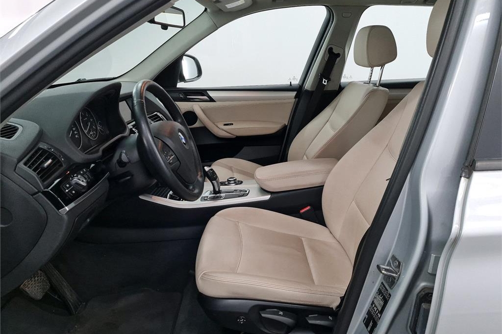 BMW X3 2016 фото 3