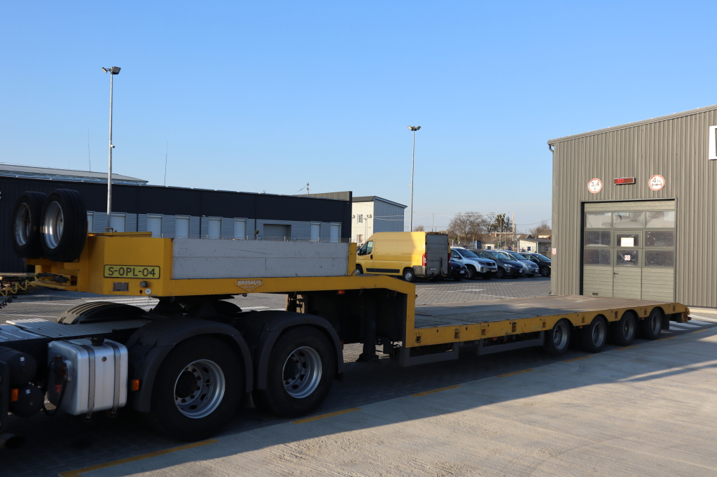 Broshuis 4AOU 1996 photo 2